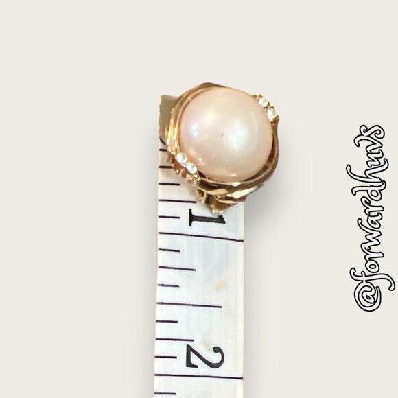 Vintage Faux Pearl Clip On Earrings With Rhinestone - Picture 7 of 8